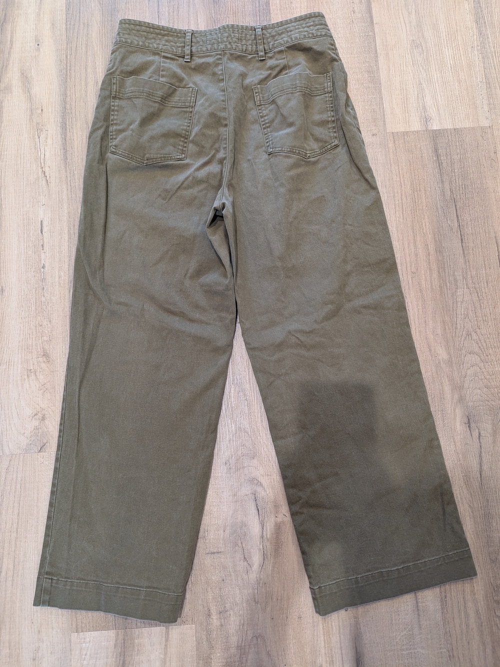 High-Rise Wide Leg Crop Pants in Olive - Picture 4 of 8